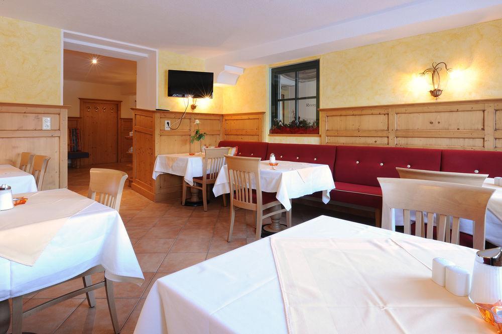 Aparthotel Kristall Altenmarkt im Pongau Ngoại thất bức ảnh
