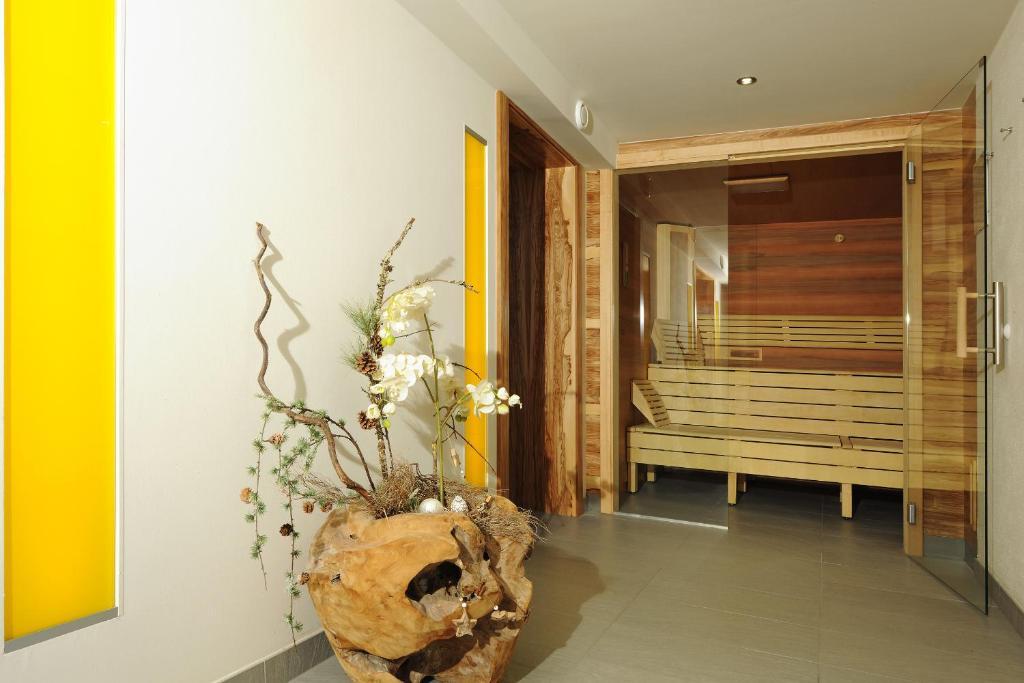 Aparthotel Kristall Altenmarkt im Pongau Ngoại thất bức ảnh