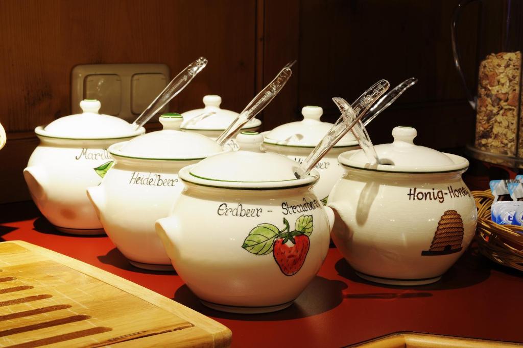 Aparthotel Kristall Altenmarkt im Pongau Ngoại thất bức ảnh