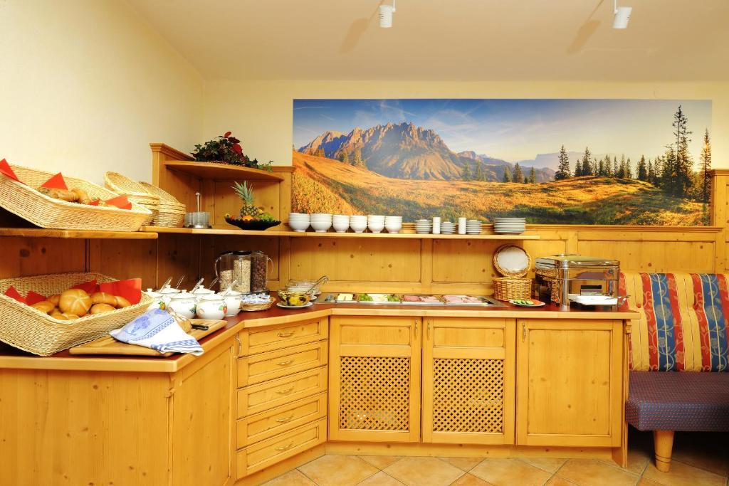Aparthotel Kristall Altenmarkt im Pongau Ngoại thất bức ảnh